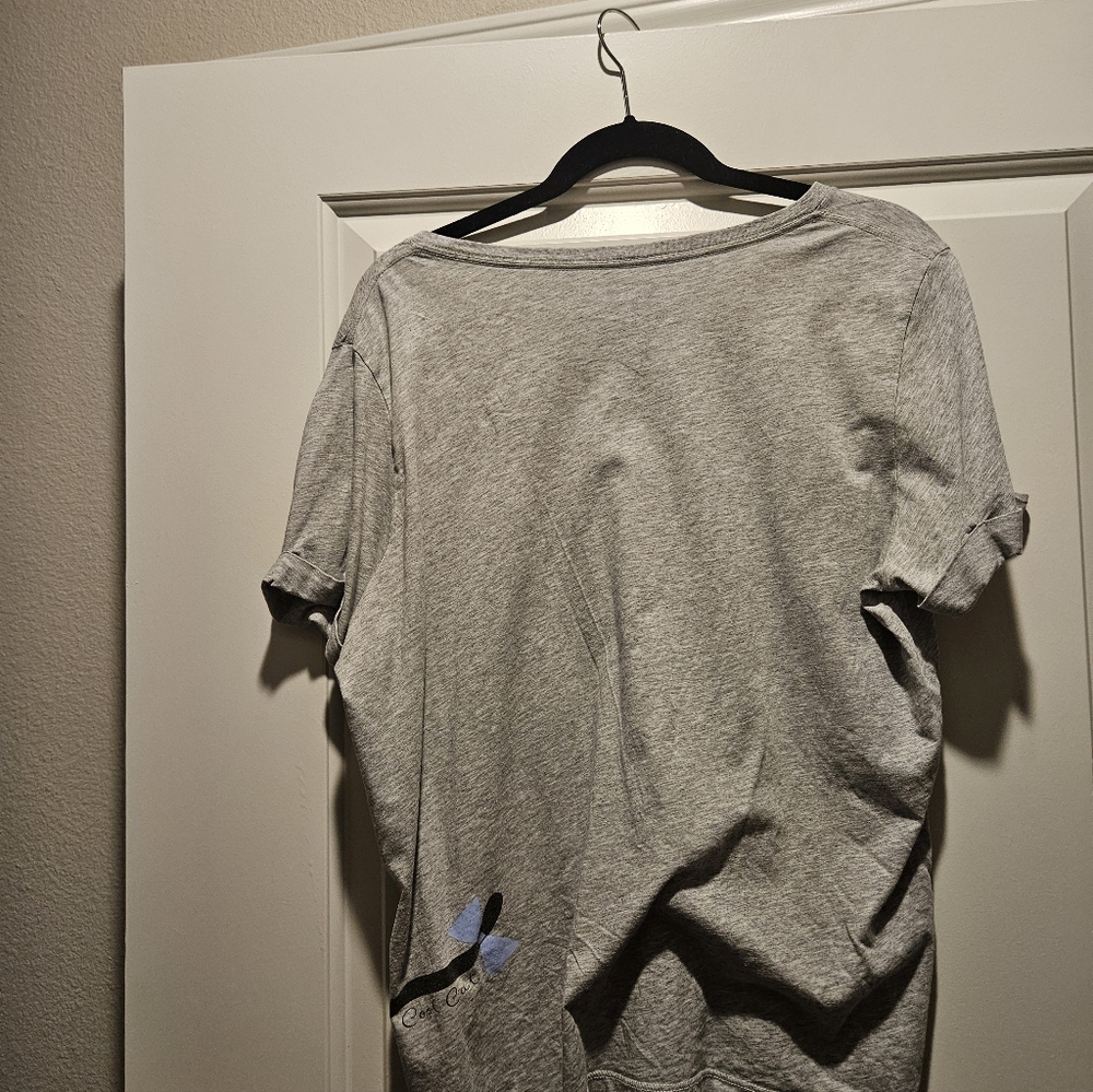 Kate Spade Gray T-Shirt with Black Cat Design - Picture 2 of 3
